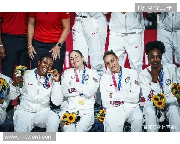 世界杯背后的传奇故事:从赛场英雄到历史瞬间的全景回顾 世界杯背后的传奇故事:从赛场英雄到历史瞬间的全景回顾