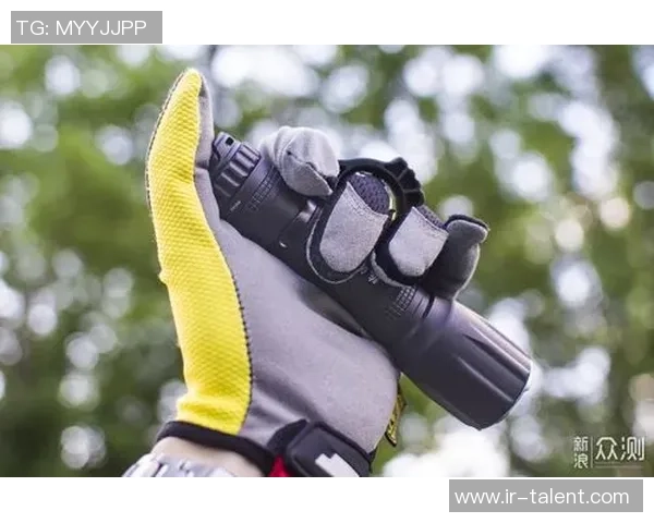 网球运动发展历程与技术演变分析:从经典发球到现代战术创新 网球运动发展历程与技术演变分析:从经典发球到现代战术创新