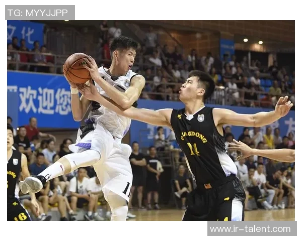 南京同曦迎战广东宏远全力争胜期待精彩对决与球迷共享篮球盛宴
